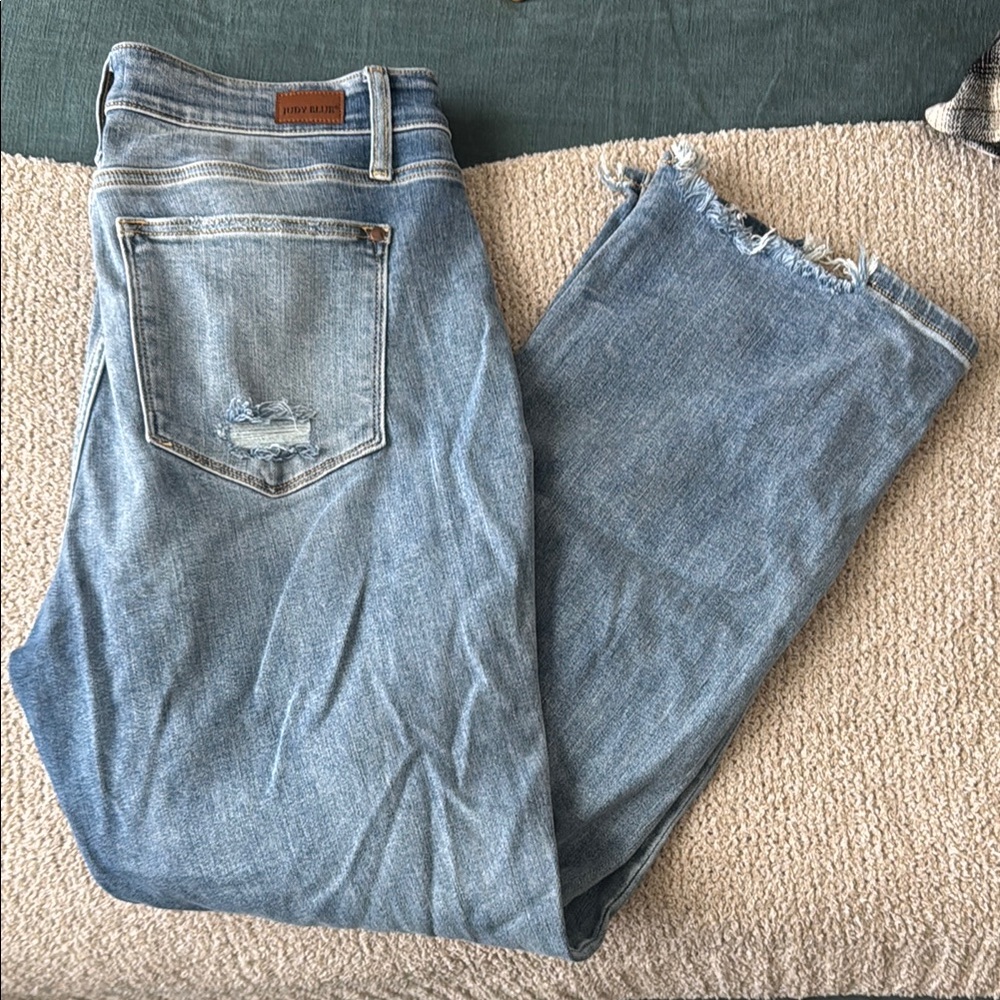 Judy Blue Straight Leg Jeans